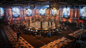 Jaula de KSW durante su último evento.