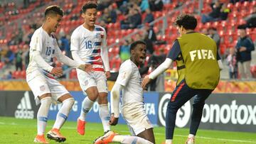 Con un gol de Timothy Weah, Estados Unidos se convirti&oacute; en la primera selecci&oacute;n de Concacaf que consigue su boleto a Octavos en el Mundial de Polonia.
