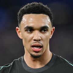 Arne Slot shuts down Alexander-Arnold and Real Madrid rumors