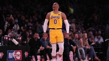 Jake Fisher, especialista en información sobre los Lakers, asegura que la franquicia se plantea traspasar a Westbrook. La operación, improbable.
