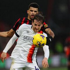 Bournemouth-Luton abandoned after Tom Lockyer mid-game collapse