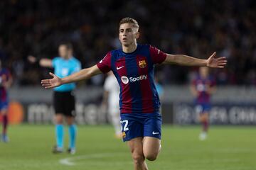 Alegría de Fermín López autor del segundo gol para el Barcelona.

