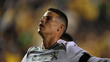 Leon's Colombian midfielder #10 James Rodriguez celebrates after scoring during the Liga MX Clausura football match between America and Leon at the Sports City Stadium in Mexico City on February 19, 2025. (Photo by Yuri CORTEZ / AFP)