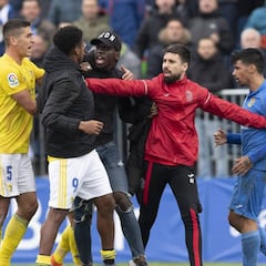 Nteka, sancionado dos partidos por el incidente ante el Cádiz