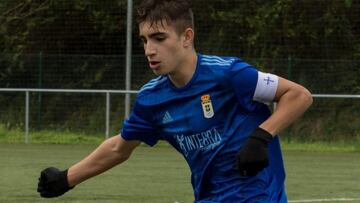Sergio Neira, con el Real Oviedo.