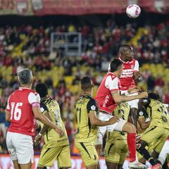 Santa Fe iguala con Águilas y sigue resignando puntos de local