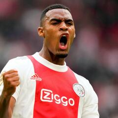 Un jugador del Ajax desvela por error la marcha de Gravenberch