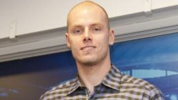 El ala pívot polaco Maciej Lampe durante su presentación como nuevo jugador del Regal Barça.