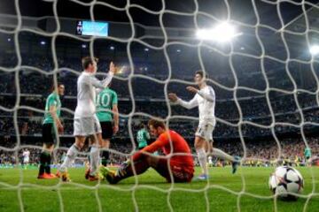 3-1. Morata celebra el tercer tanto con Bale.