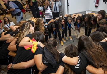 La RFEF recibe a las subcampeonas del mundo