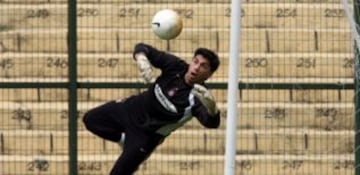 Johnny Herrera jugó en Corinthians el año 2006