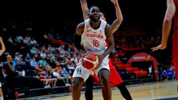Garuba, Abalde y Brizuela, meritorios sin el puesto asegurado, rompen a Irán en el tercer cuarto y resuelven el primer amistoso rumbo a Tokio en el regreso de Pau.