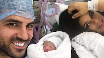 Cesc Fàbregas celebra el nacimiento de su hijo Leonardo