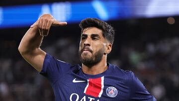 Marco Asensio durante un partido con el PSG.