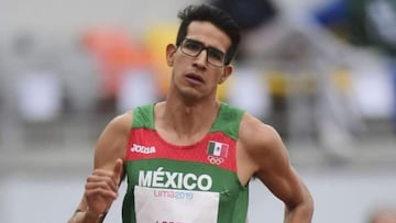 Tonatiú López clasifica a las semifinales de 800m