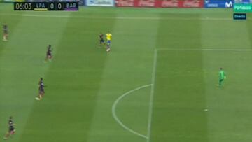 González González perdonó la expulsión a Digne en el minuto 6'