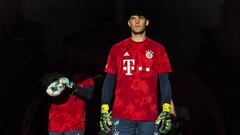 Neuer estalla contra el Bayern por filtrarse los detalles de su negociación para renovar