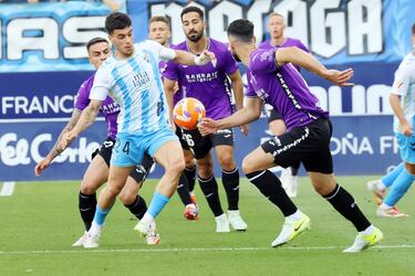 El Crdoba se impulsa y mete al Mlaga en un problema colosal