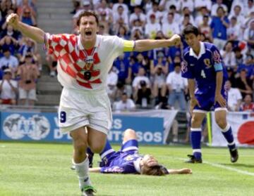 El jugador croata jugó un total de 21 partidos marcando 20 goles desde su debut en la Eurocopa de 1996.
