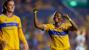 Chrestinah Kgatlana celebrates her goal 4-0 of Tigres during the 10th round match between Tigres UANL and Monterrey as part of the Liga BBVA MX Femenil, Torneo Apertura 2025 at Universitario Stadium, on September 07, 2025 in Monterrey, Nuevo Leon, Mexico.
