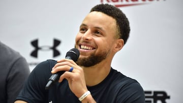 Stephen Curry, durante una entrevista en Jap&oacute;n.