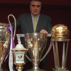 Sanz, incinerado en soledad