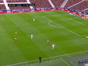 La jugada polémica que indigna al Atleti: ¡pudo liquidar el derbi y ni la repitieron!