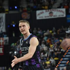 Pleno de victorias del Bilbao Basket, que se lleva el Torneo de Paredes