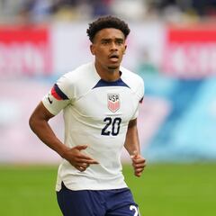 Seleccionado de Estados Unidos renuncia a su club por falta de pagos