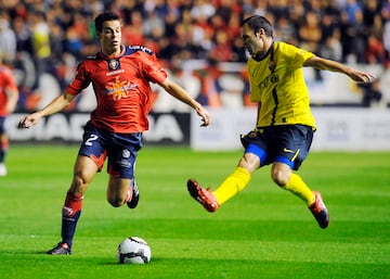 Antes de convertirse en capit芍n del Chelsea FC el de Pamplona pas車 por el Olympique de Marsella, que lo fich車 del Osasuna en al temporada 2010/11 a cambio de seis millones de euros. Uno de los mejores jugadores que han salido del CA Osasuna Promesas.