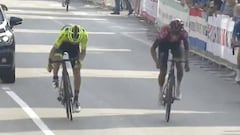 Visconti y Egan bernal en el Sprint final