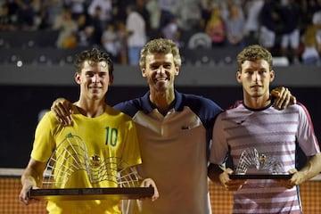 Guga Kuerten, entre Dominic Thiem y Pablo Carreno Busta.