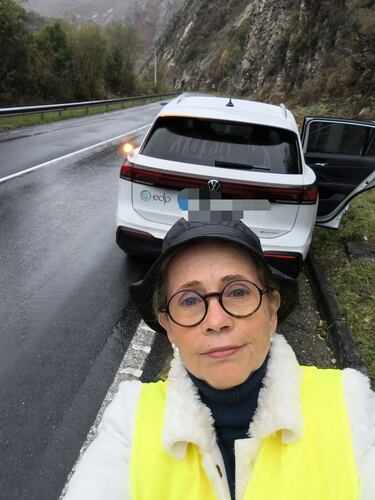 Jorgelina Expósito, experta en energía, sobre la baliza V-16: “No sé quién ha aprobado este artilugio, se queda sin pila”