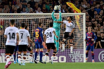 Safe hands | Barcelona's German goalkeeper Marc-Andre Ter Stegen.