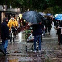Pronostican “lluvia importante” esta semana en Santiago: qué día caerá y en qué comunas está pronosticado