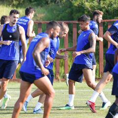 Oficial: Joni Montiel llega cedido al Levante por el Rayo