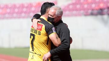 "Hay que tratar de": la potente crítica de Esteban Paredes al fútbol chileno