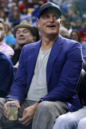 Woody Harrelson seguidor de los Golden State Warriors. 