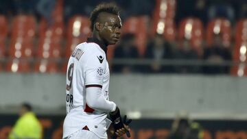 Raiola juzga la actitud de Balotelli: "Hay que cortarle la lengua"