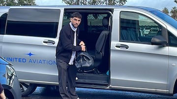 Maupay, tras aterrizar en Sevilla.