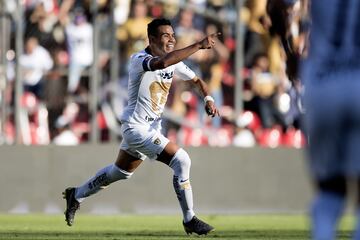 Bruno Marioni logró su primera victoria en la Liga MX como director técnico de los Pumas y lo hizo con un contundente marcador de 0-2, como visitante, sobre los Gallos Blancos, quienes no han sumado y registran seis derrotas en el presente torneo Clausura 2019.