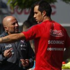 Claudio Bravo: “Voy a extrañar el trabajo de Jorge Sampaoli"