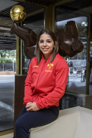 Atenery Hernández (23 años), actual subcampeona europea de haleterofilia, debutó en el Mundial. Su primera particiapación en un mundial. La tinerfeña siempre es una baza de medalla.