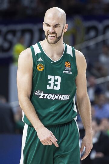 Equipo: Panathinaikos | Salario: 2.201.453 millones de euros