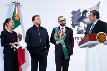 El ‘Canelo’ Álvarez sorprende a Claudia Sheinbaum