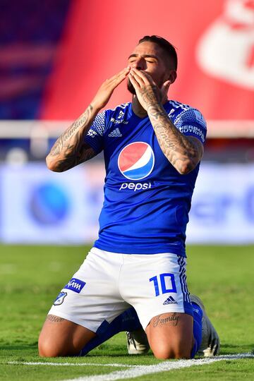 El equipo de Alberto Gamero se impuso por 2-1 ante América de Cali en el juego de ida de los cuartos de final de la Liga BetPlay. Fernando Uribe y Cristian Arango anotaron por Millonarios; Yesus Cabrera descontó para el equipo vallecaucano.