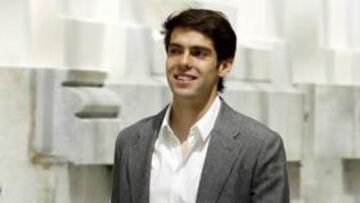 Kaká continúa de baja.