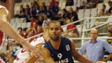 <b>PRIMERA VICTORIA.</b> Francia no tuvo un buen arranque ante Polonia, pero apretó al final para llevarse los dos primeros puntos.