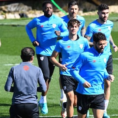 Marcelino se lleva a toda su plantilla a Mestalla