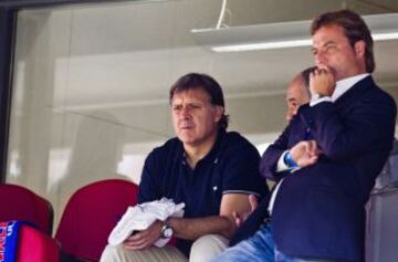 Gerardo Martino en la grada.